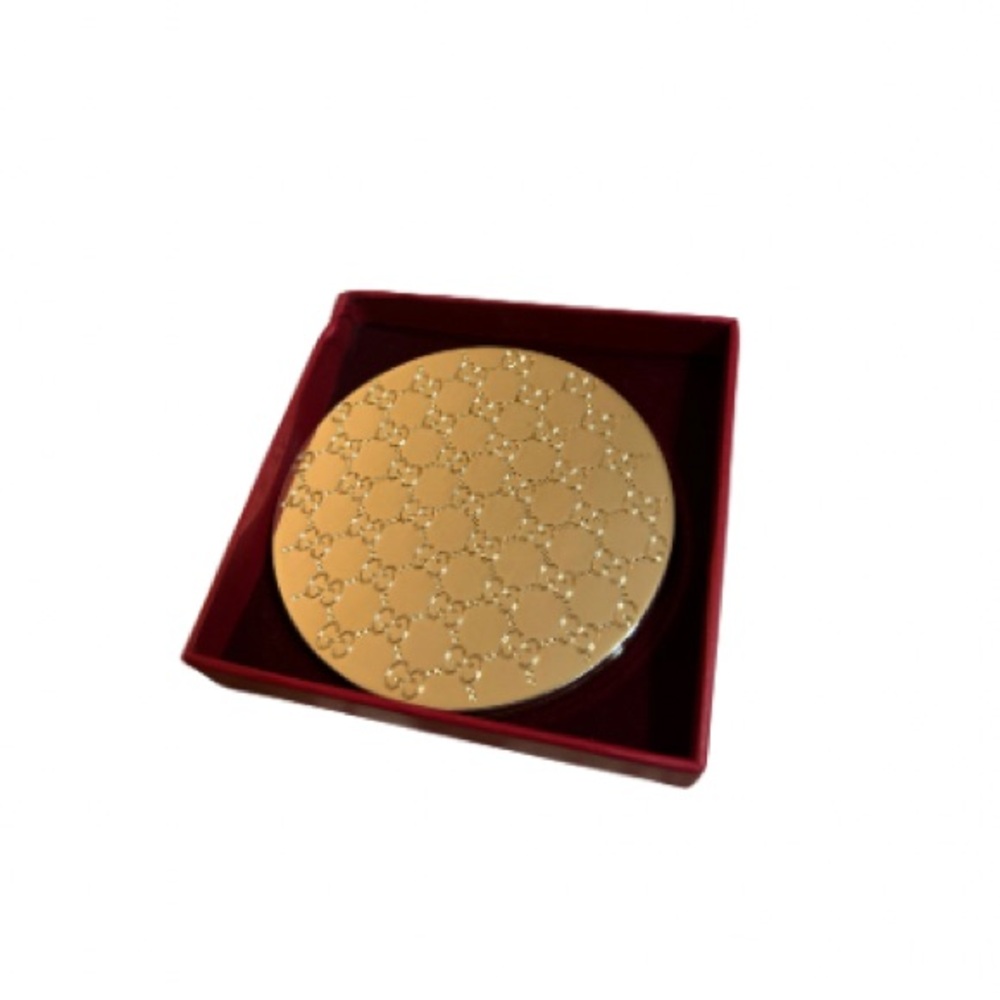 Gucci Gold Monogram Engraved Compact Mirror - Picture 2 of 4
